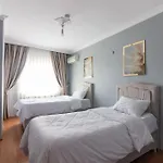Apartamento Spacious & Modern 3br Sisli *